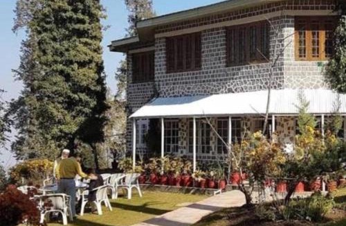 Loralai District Hotel | Miramonte Lodges