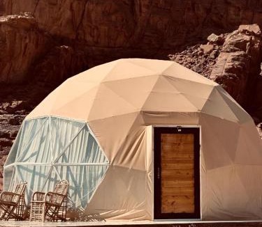 Wadi Rum Hotel | MIRNA lUXURY CAMP
