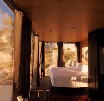 Orderville House | Mirror House Overlook at East Zion Resort