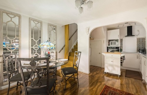 Acton House | Mirrored Reflections