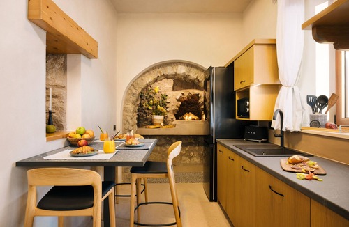 Mirthios Apartment | Mirthea Suites
