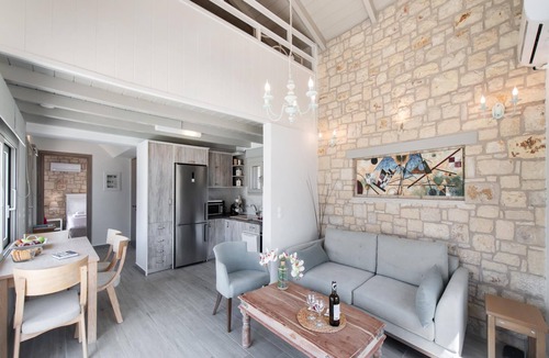 Tsoukaladhes Villa | Mirto - Three Bedroom Villa, Sleeps 6