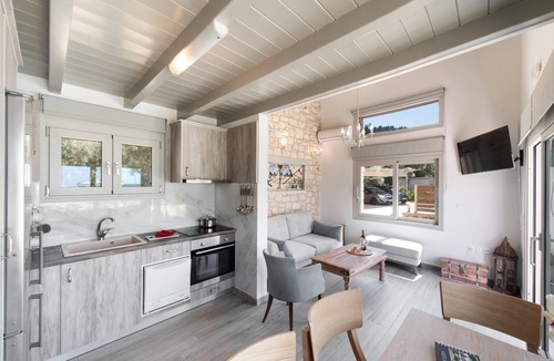 Tsoukaladhes Villa | Mirto - Three Bedroom Villa, Sleeps 6