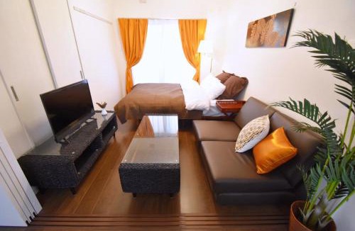 Onna Apartment | Mishuku Onna302