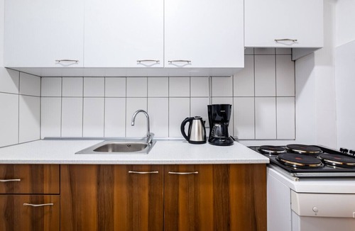 Nisantasi Apartment | Missafir Studio Flat w/Backyard in Nisantasi
