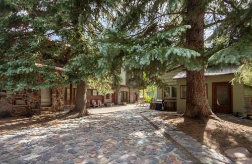 Ouray House | Mission Rock 1