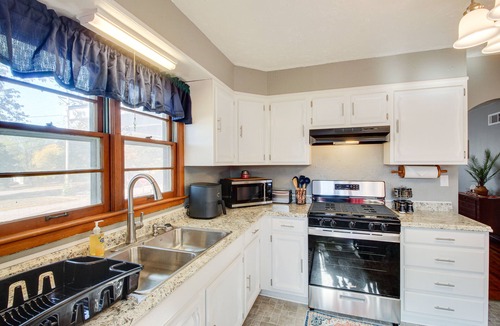 Nevada House | Missouri Escape w/Furnished Patio, Near Downtown!