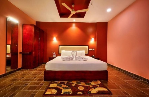 Vythiri Hotel | MISTY GATE