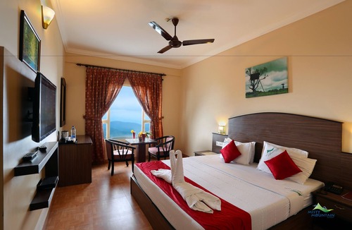Moolakadai Hotel | Misty Mountain Resort