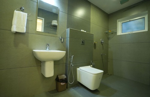Maraiyur Hotel | Misty Range Resorts, Marayoor