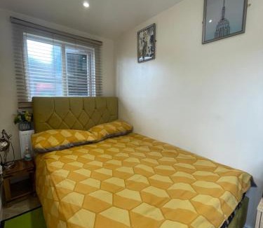 Pollards Hill Apartment | Mitcham Let 11