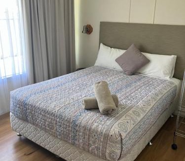 Mitchell Hotel | Mitchell Motel & Cabins