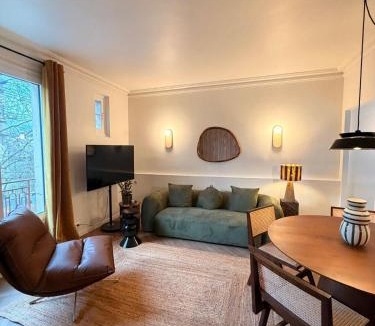 Quartier de l'Ecole-Militaire Apartment | Mithouard Apartments