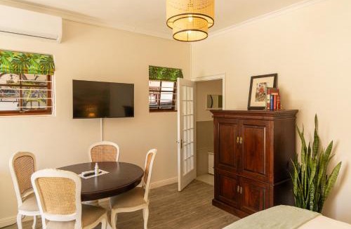 Koelenhof Bed & Breakfast | Mitre's Edge Simonsberg Studio
