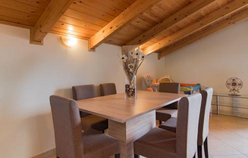 Lithakia Apartment | Mitros Apartment