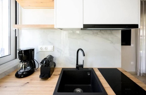 Tsoukaladhes Apartment | ML Houses Lefkada