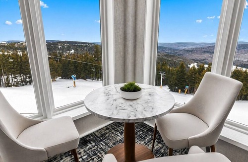 Edray Apartment | ML315 Budget-Friendly Next To Slopes No Frills AFFORDABLE!