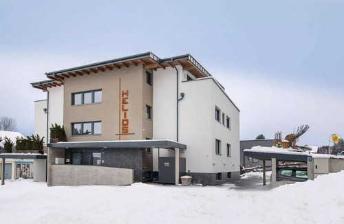 Schonbach Apartment | Modern apartment in Neukirchen