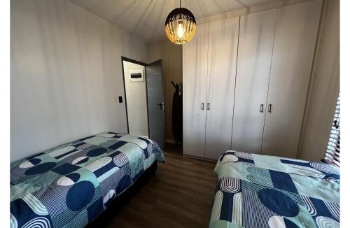 Burgundy Estate Apartment | Mo's Explorer Cape Town Vacation Apartment