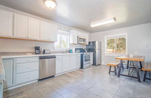 Moab South Valley House | Moab RV Resort Lodge