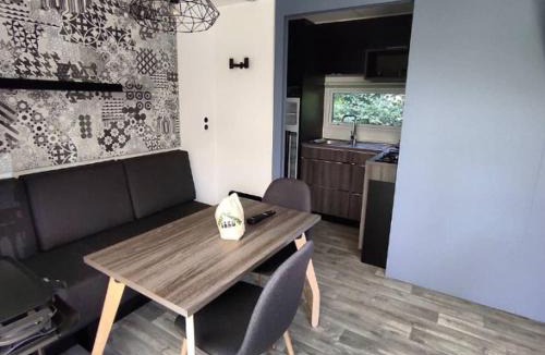Challes-les-Eaux Other | Mobil-home 20m² avec Terrasse - 1 Chambre, 2 Personnes - API-1-52-1269