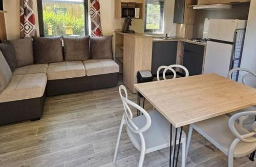 Charlieu Other | Mobil-home 34m² avec terrasse pour 6 pers., Charlieu - API-1-52-1199