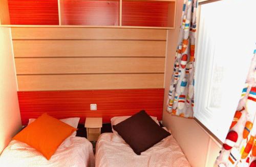 Meolans-Revel Other | Mobil-home avec terrasse - 4 pers. - API-1-52-2742