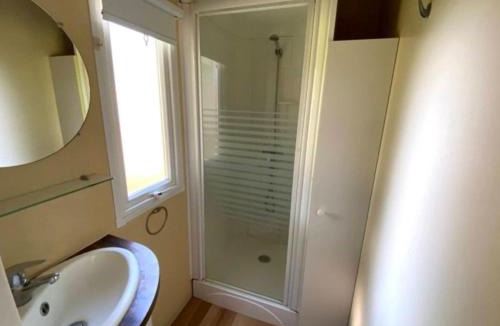 Athee Other | Mobil home confortable avec terrasse pour 4 personnes - API-1-52-1362