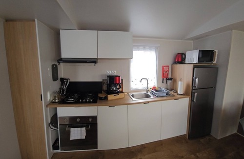 Condrieu House | Mobil Home Dans un Camping 4 Étoiles, au Porte du Mont Pilat alt 1400m