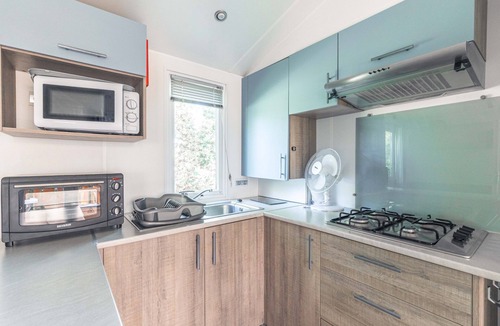 Saint-Georges-d'Oleron House | Mobile Home on Oléron in 5-Star Campsite with Shared Pool