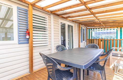 Saint-Georges-d'Oleron House | Mobile Home on Oléron in 5-Star Campsite with Shared Pool