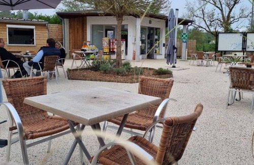 Charlieu House | Mobile home 34m² with terrace for 6 people, Charlieu