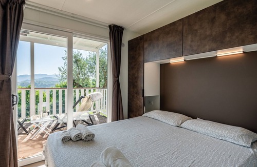 Margine Coperta-Traversagna House | Mobile Home 'Camping Belsito Evo Maxi 514' with Shared Pool, Wi-Fi & Air Conditioning