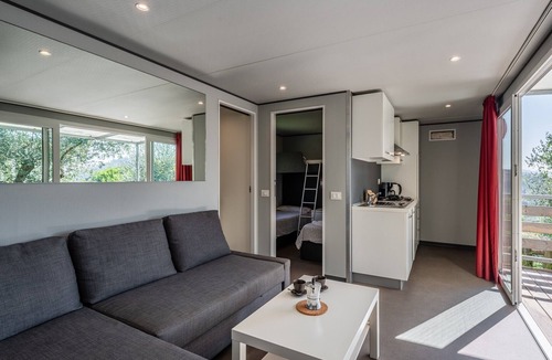 Margine Coperta-Traversagna House | Mobile Home 'Camping Belsito Venere 510' with Shared Pool, Wi-Fi and Air Conditioning