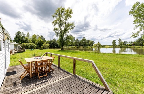 Queyrac RV Rental | Mobile Home for 3 People at Lake Isachris – Hiking and Relaxation in the Médoc