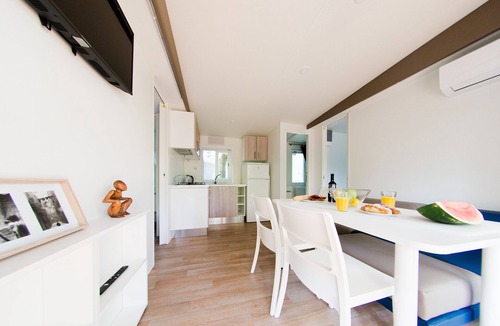Zadina Pineta House | Mobile home in Cesenatico, 2 bedrooms 2 bathrooms on the camping close to nature