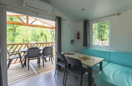 Sampzon House | Mobile home - Type Pommier with river view - 2 bedroom 4 persons