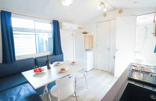Reschigliano House | Mobile home with air conditioning, terrace, and pool