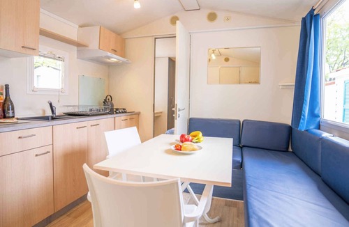 Torre del Pozzo House | Mobile home with air conditioning, terrace, and pool