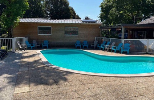 Gurmencon Ski Chalet | Mobile Home with Terrace in Gurmençon