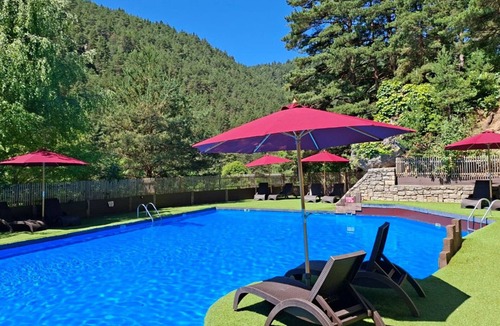 Meyrueis House | Mobile home with terrace for 4 people in Meyrueis