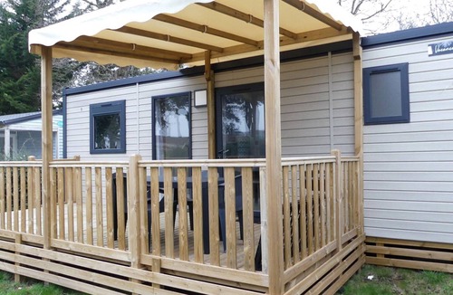 Binic House | Mobile Home with Terrace - 2 Bedrooms for 4 People, Equipped Kitchen