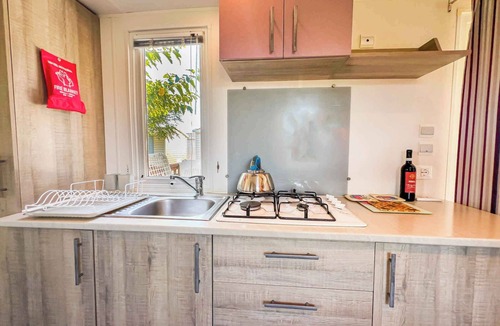 Rivabella House | Mobilehome mit Klimaanlage und Terrasse