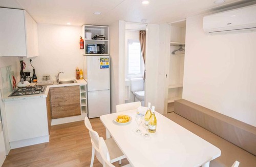 Rosapineta House | Mobilehome with air conditioning, terrace and pool