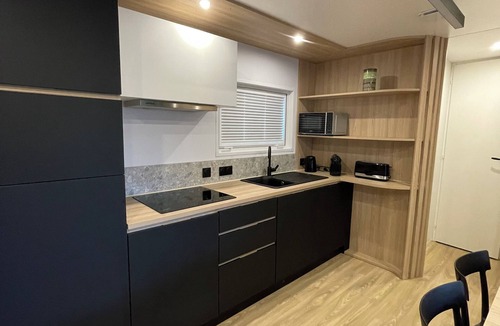 La Garde-Freinet House | Mobilhome GRIMAUD - Campsite & Spa MIREMER 4* - France