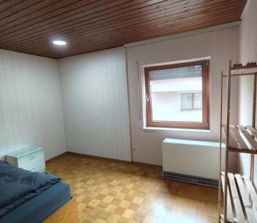 Waldenbuch Apartment | Mobilierte Wohnung mit 6 Betten Stuttgart, Böblingen, Reutlingen, Waldenbuch