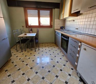 Waldenbuch Apartment | Mobilierte Wohnung mit 6 Betten Stuttgart, Böblingen, Reutlingen, Waldenbuch