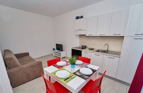 Trinita d'Agultu e Vignola Apartment | Modern rental Isola Rossa Ulivi