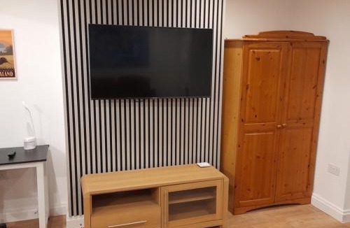 Dover Apartment | Modern 1-Bed Flat in Dover