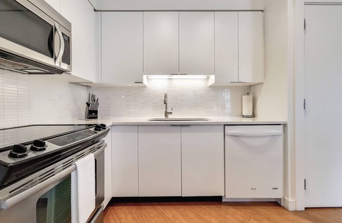 Chinatown Apartment | Modern 1 Bedroom in Downtown Boston